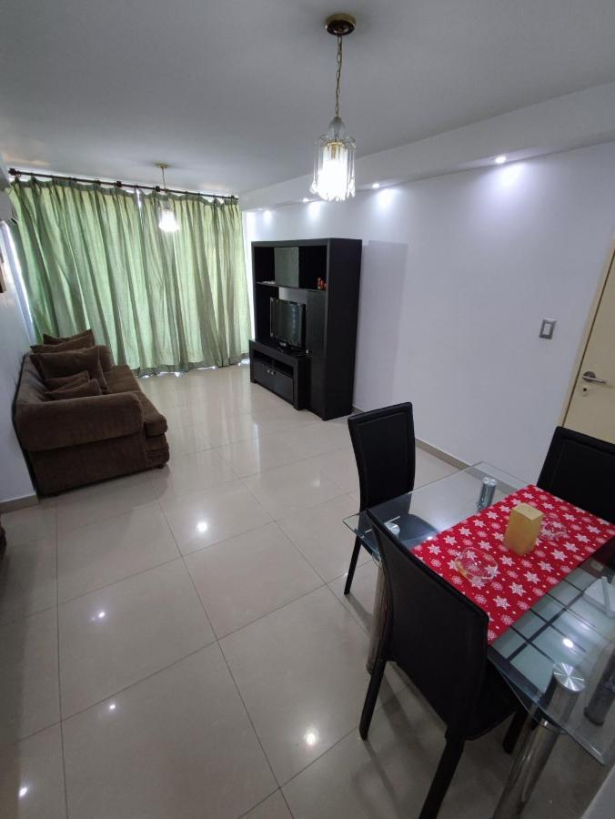 Apartamento Frente Al Aeropuerto De Maiquetía Εξωτερικό φωτογραφία